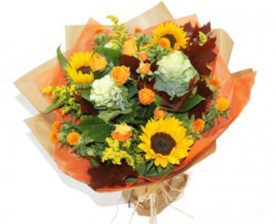 Sunset Bliss - This Lovely arrangement is available for delivery. A local delivery cost is deducted from your overall total when purchasing. This is a bright, stylized, and cheerful design. Ready to display in any environment. Buy these gorgeous flowers as a gift or to treat yourself. This beautiful bouquet is made in a water bubble, presented in a gift bag/box, meaning they are ready to go, so no extra care required! Just set down your gorgeous flowers and enjoy! Add a custom card message to your order to...